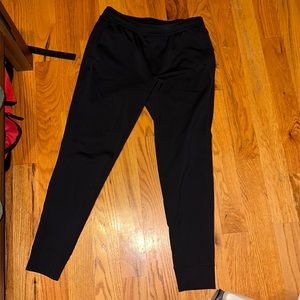 Rhône joggers size M